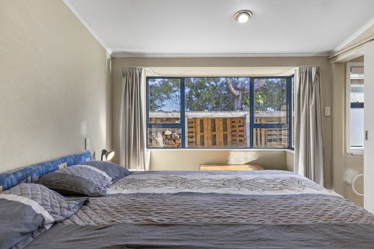 Photo of property in 90 Tamatea Road, Taupo, 3330