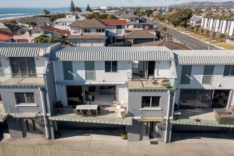 Photo of property in 369c Oceanbeach Road, Mount Maunganui, 3116