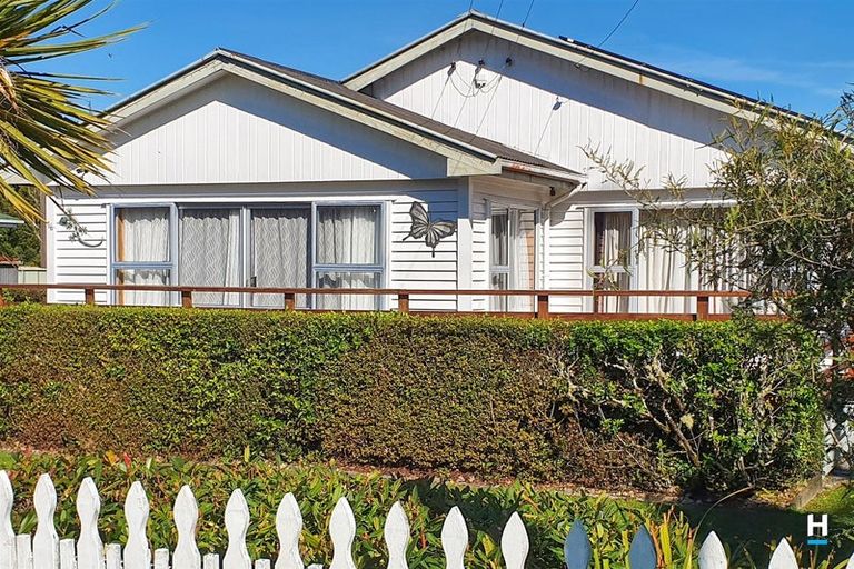 Photo of property in 16 Ohau Street, Dobson, Greymouth, 7805