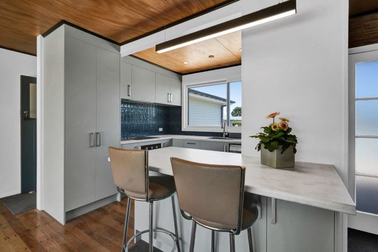 Photo of property in 35 Dorset Street, Opunake, 4616