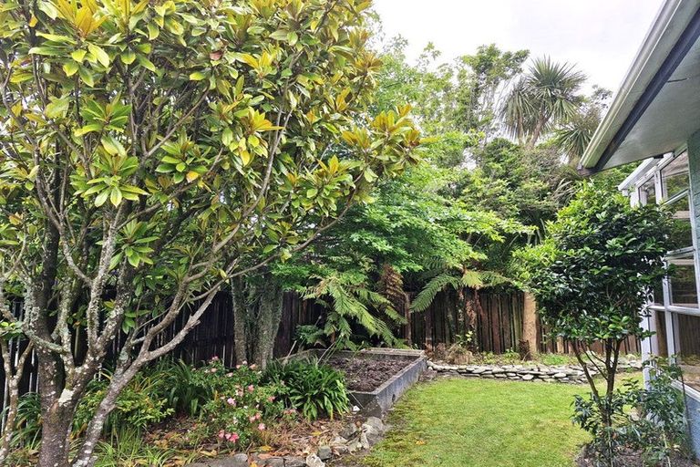 Photo of property in 79 Hall Street, Cobden, Greymouth, 7802