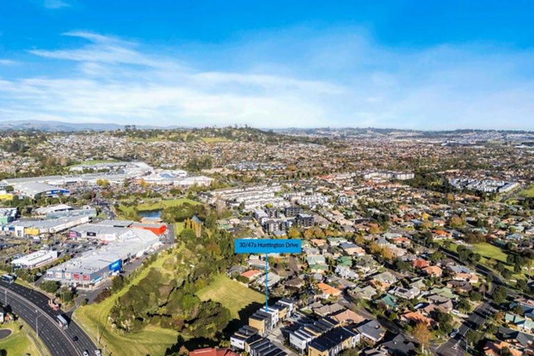 Photo of property in 4/47a Huntington Drive, Huntington Park, Auckland, 2013