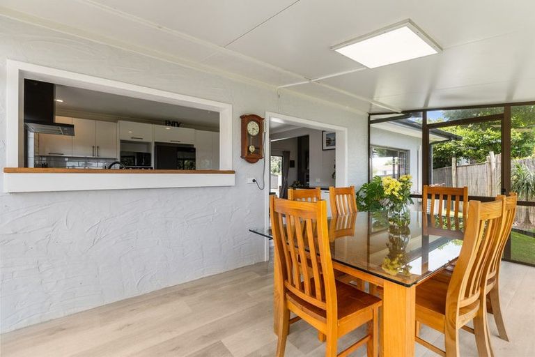 Photo of property in 22 Villa Place, Bell Block, New Plymouth, 4312