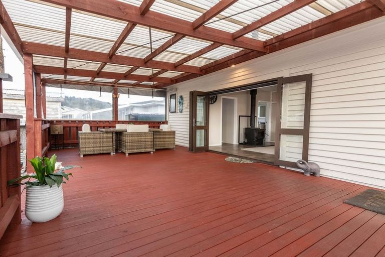 Photo of property in 9 Eva Street, Greymouth, 7805