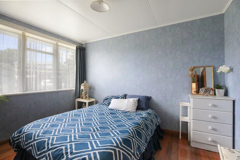 Photo of property in 17 Davies Street, Paeroa, 3600