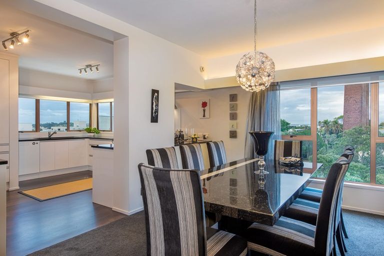 Photo of property in 4/6b The Promenade, Takapuna, Auckland, 0622