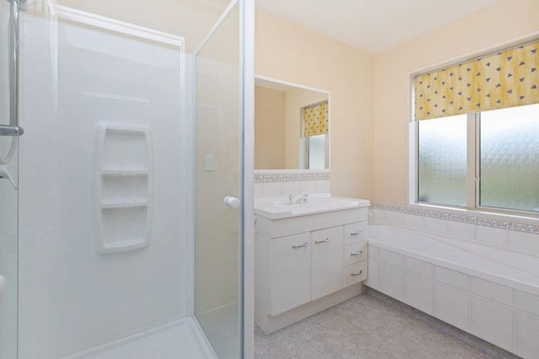 Photo of property in 27 Monaghan Street, Northwood, Christchurch, 8051