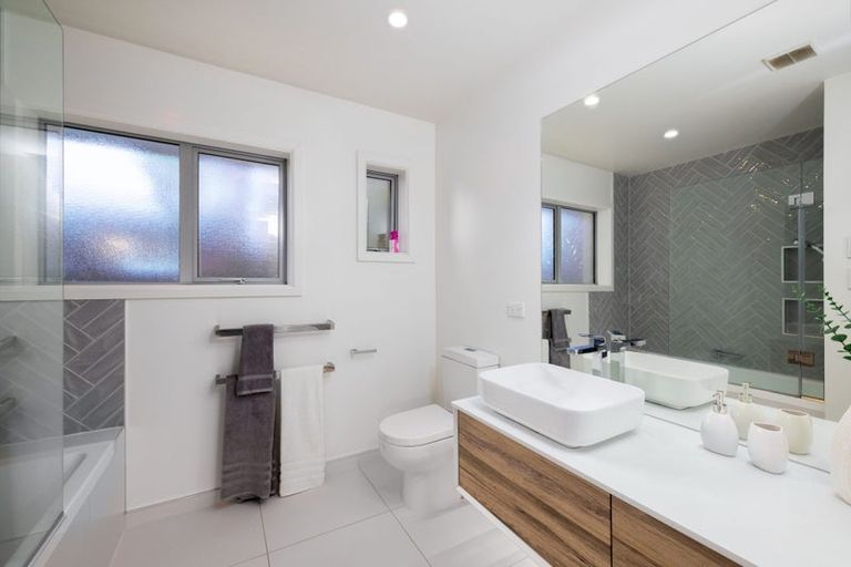 Photo of property in 72 Greenhaven Drive, Burwood, Christchurch, 8083