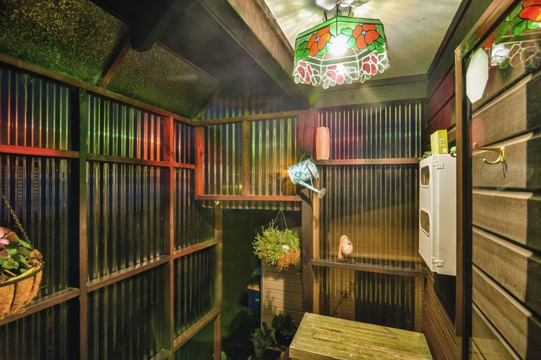 Photo of property in 1/217 Portage Road, Green Bay, Auckland, 0604