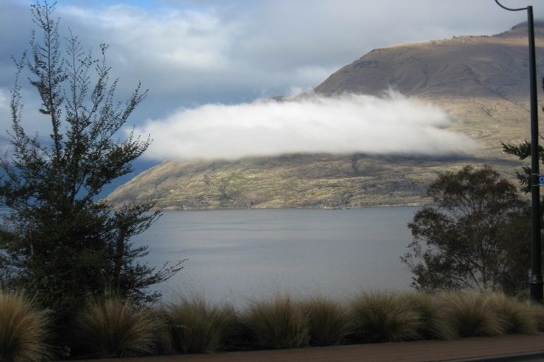 Photo of property in 43 Aspen Grove, Fernhill, Queenstown, 9300