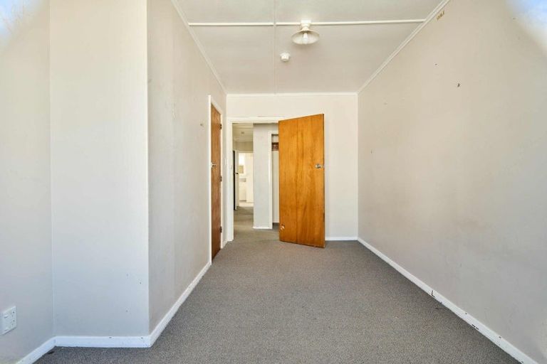 Photo of property in 2/19 Colson Street, Avalon, Lower Hutt, 5011