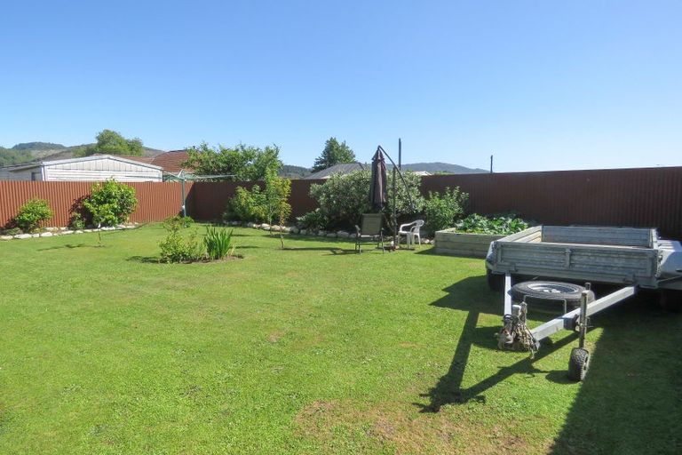 Photo of property in 88 Buller Road, Reefton, 7830