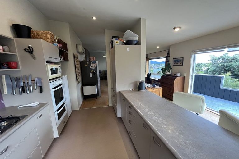 Photo of property in 8 Sunset Terrace, Waikanae Beach, Waikanae, 5036
