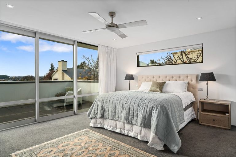 Photo of property in 15 Faulks Terrace, Wanaka, 9305