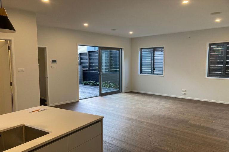 Photo of property in 6d O'halloran Road, Howick, Auckland, 2014