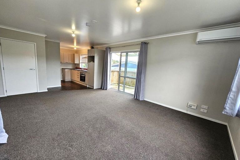Photo of property in 10a Paritutu Road, Spotswood, New Plymouth, 4310