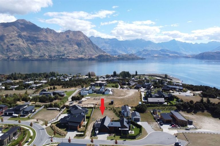 Photo of property in 3 Bull Ridge, Wanaka, 9305