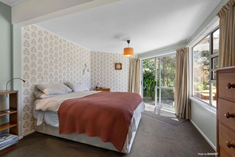 Photo of property in 4 Dormar Place, Churton Park, Wellington, 6037