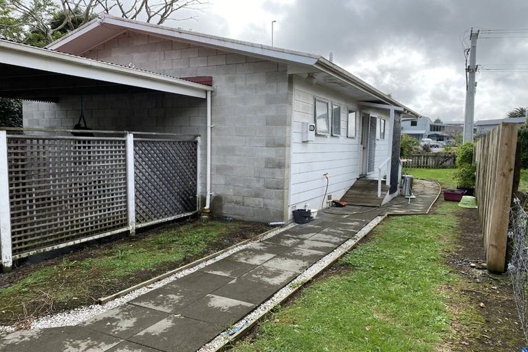 Photo of property in 2/36 Powhiri Avenue, Kensington, Whangarei, 0112