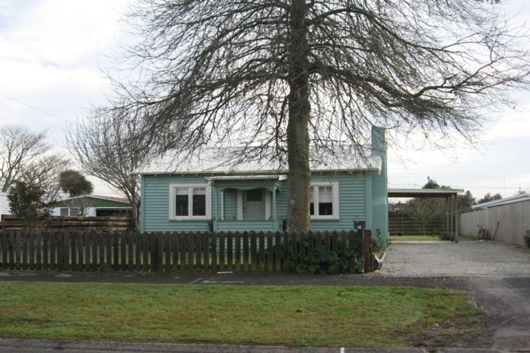 Photo of property in 25 Oxford Street, Fairfield, Hamilton, 3214