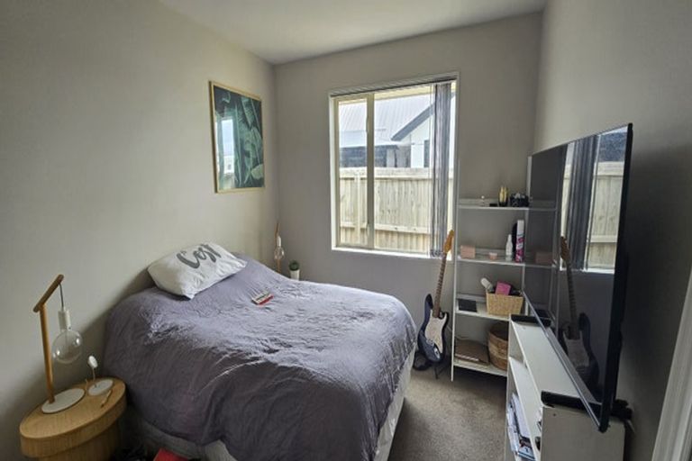 Photo of property in 51 Dow Square, Wigram, Christchurch, 8025