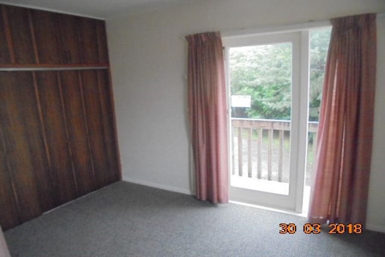 Photo of property in 72 Horoeka Street, Stokes Valley, Lower Hutt, 5019