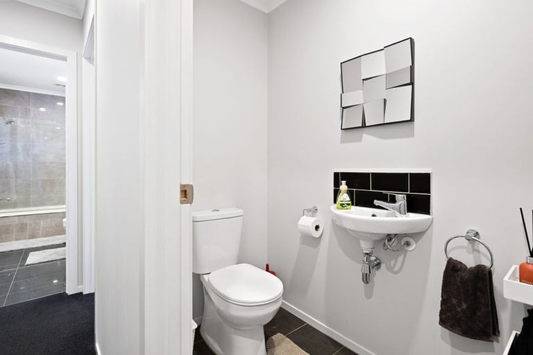 Photo of property in 60 Stan Heather Drive, Glenview, Hamilton, 3206