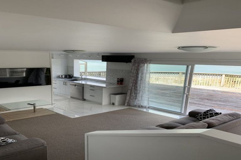 Photo of property in 7a Korokoro Road, Korokoro, Lower Hutt, 5012