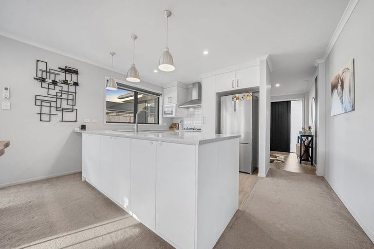 Photo of property in 8 Millbrae Place, Pokeno, 2402