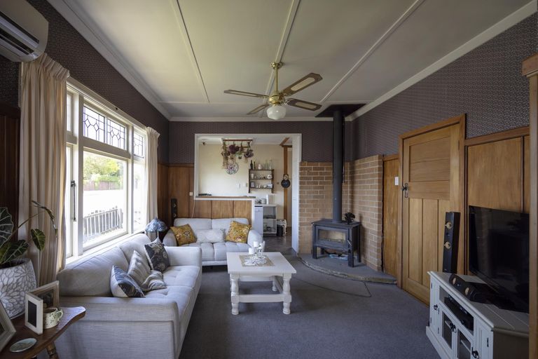 Photo of property in 43 Arun Street, South Hill, Oamaru, 9400