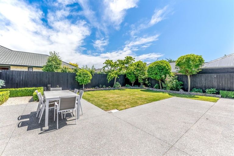 Photo of property in 10 Lady Nugent Lane, Halswell, Christchurch, 8025