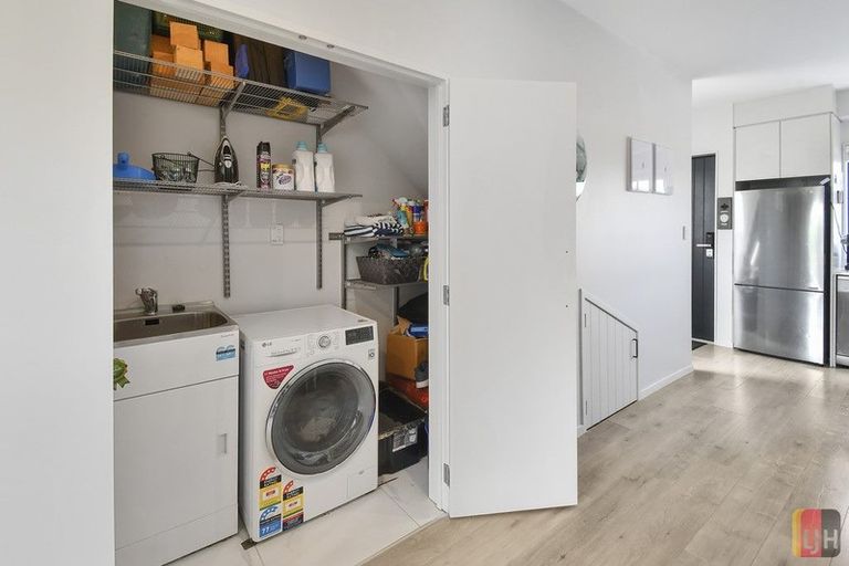 Photo of property in 97 Te Aparangi Road, Papakura, 2110