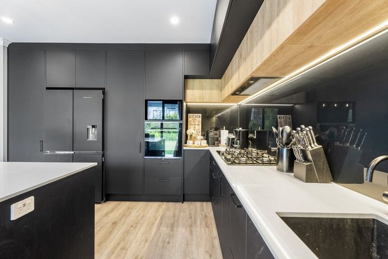 Photo of property in 41 Couldrey Crescent, Red Beach, 0932