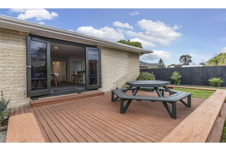 Photo of property in 25 Stackhouse Avenue, Bishopdale, Christchurch, 8053