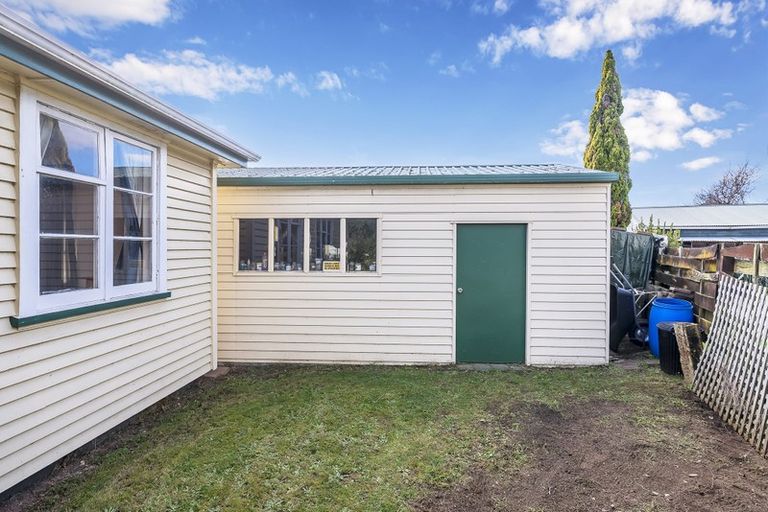 Photo of property in 12 Rodney Grove, Paraparaumu, 5032