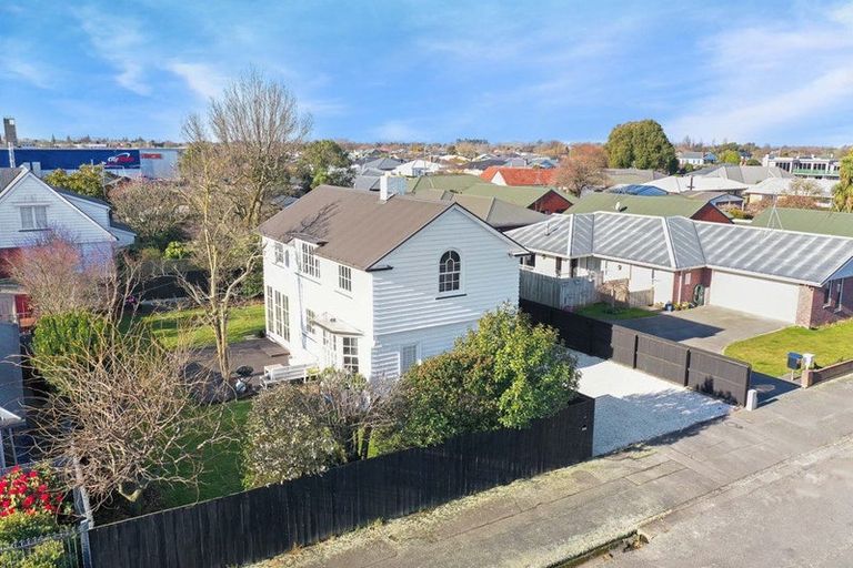 Photo of property in 121 Kermode Street, Ashburton, 7700