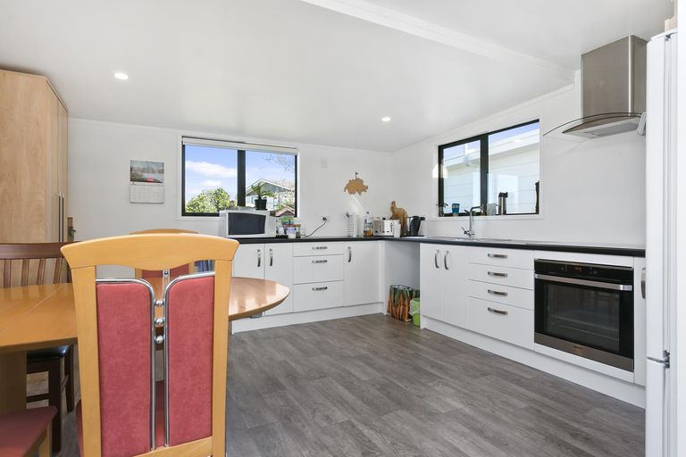 Photo of property in 62 Young Street, Morrinsville, 3300