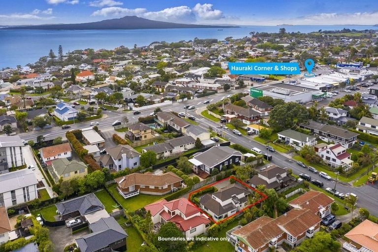 Photo of property in 2/3 Hart Road, Hauraki, Auckland, 0622