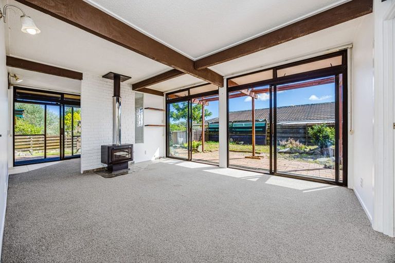 Photo of property in 57 Highland Park Drive, Highland Park, Auckland, 2010