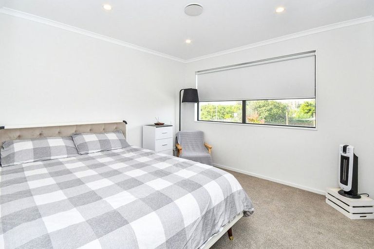 Photo of property in 39 Periko Way, Takanini, 2112