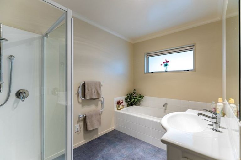 Photo of property in 6 Wanderers Avenue, Brightwater, 7022