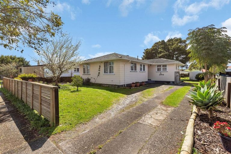 Photo of property in 17 Meadow Park Crescent, Tikipunga, Whangarei, 0112