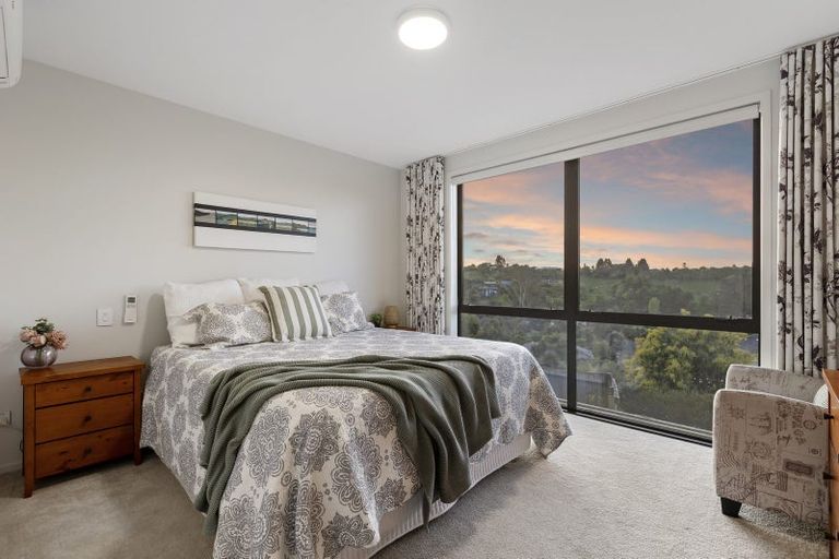 Photo of property in 101 Oteki Park Drive, Welcome Bay, Tauranga, 3112