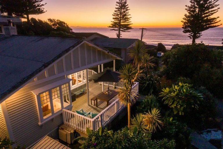 Photo of property in 25 Beach Road, Paekakariki, 5034