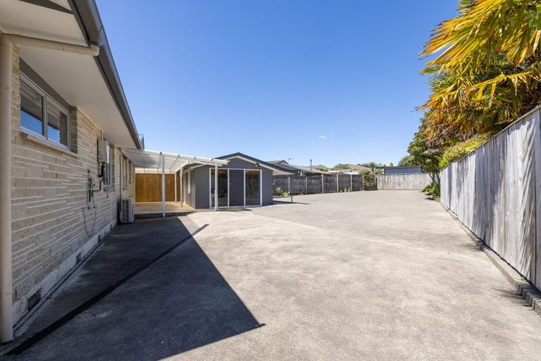 Photo of property in 144 Te Mata Road, Havelock North, 4130