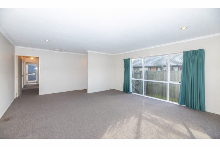 Photo of property in 2/47 Parnwell Street, Burwood, Christchurch, 8083