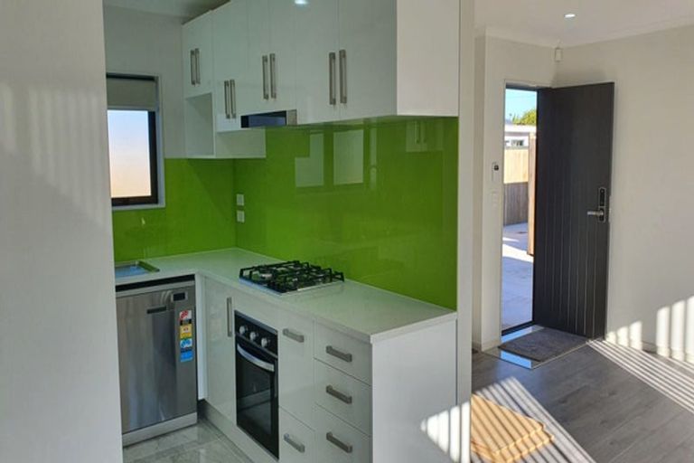 Photo of property in 28 Allen Street, Mangere East, Auckland, 2024