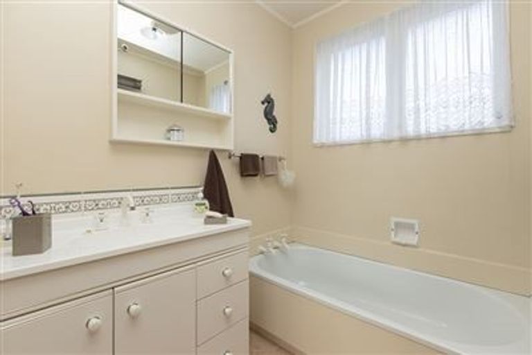 Photo of property in 1 Clegg Place, Warkworth, 0910