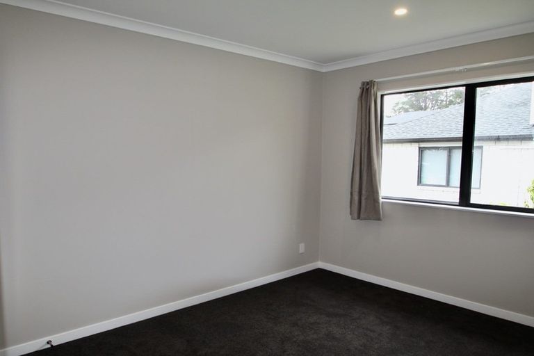 Photo of property in 8 Blewitt Court, Swanson, Auckland, 0614