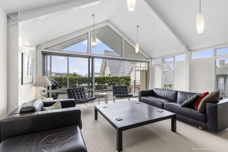 Photo of property in 3 Poplar Grove, Thorndon, Wellington, 6011